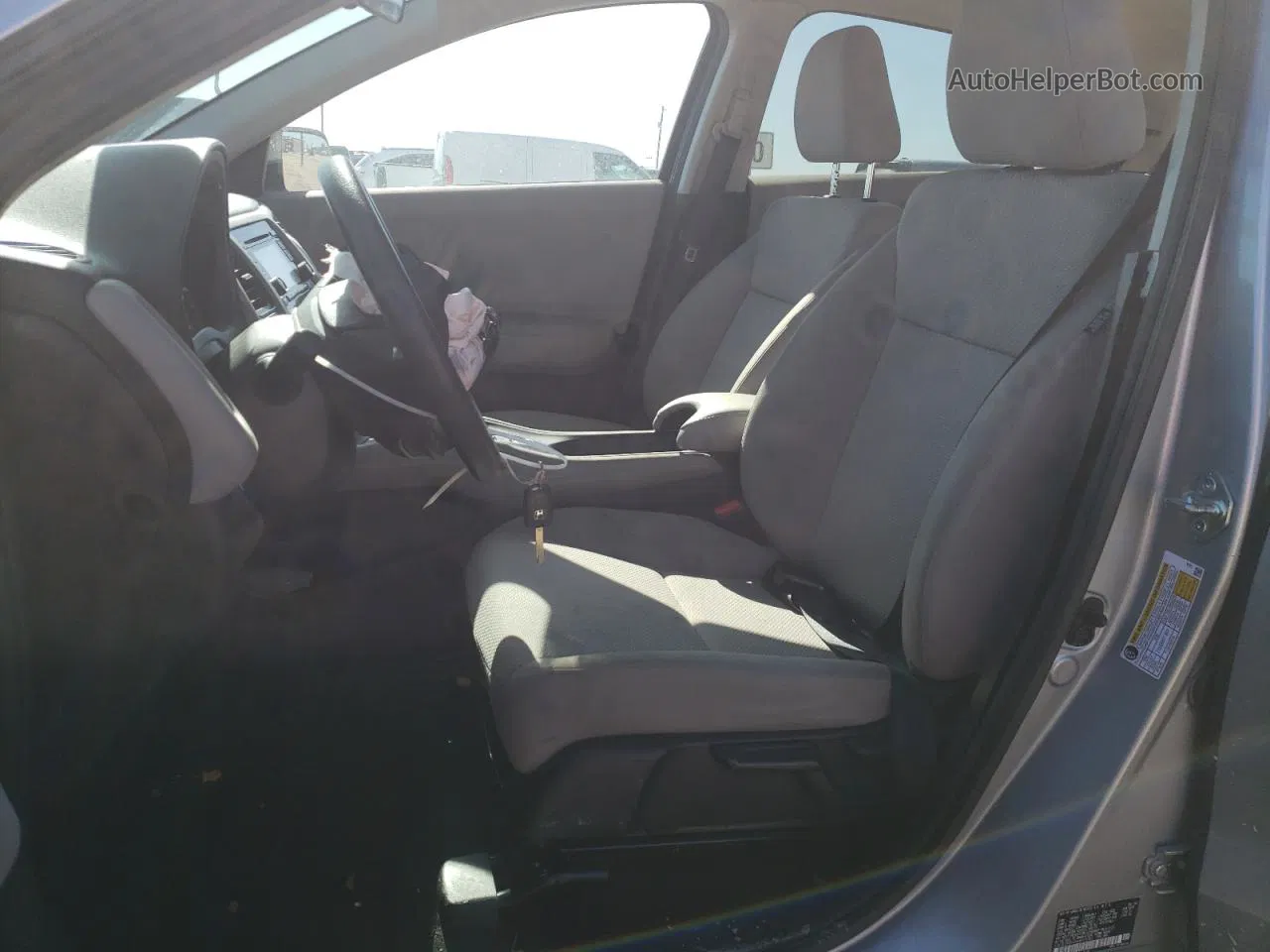 2018 Honda Hr-v Lx Silver vin: 3CZRU5H38JM723367