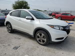 2018 Honda Hr-v Lx White vin: 3CZRU5H39JM716931