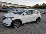 2018 Honda Hr-v Lx White vin: 3CZRU5H3XJM717392