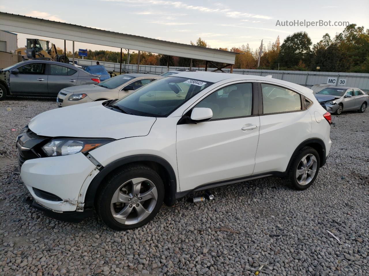 2018 Honda Hr-v Lx White vin: 3CZRU5H3XJM717392