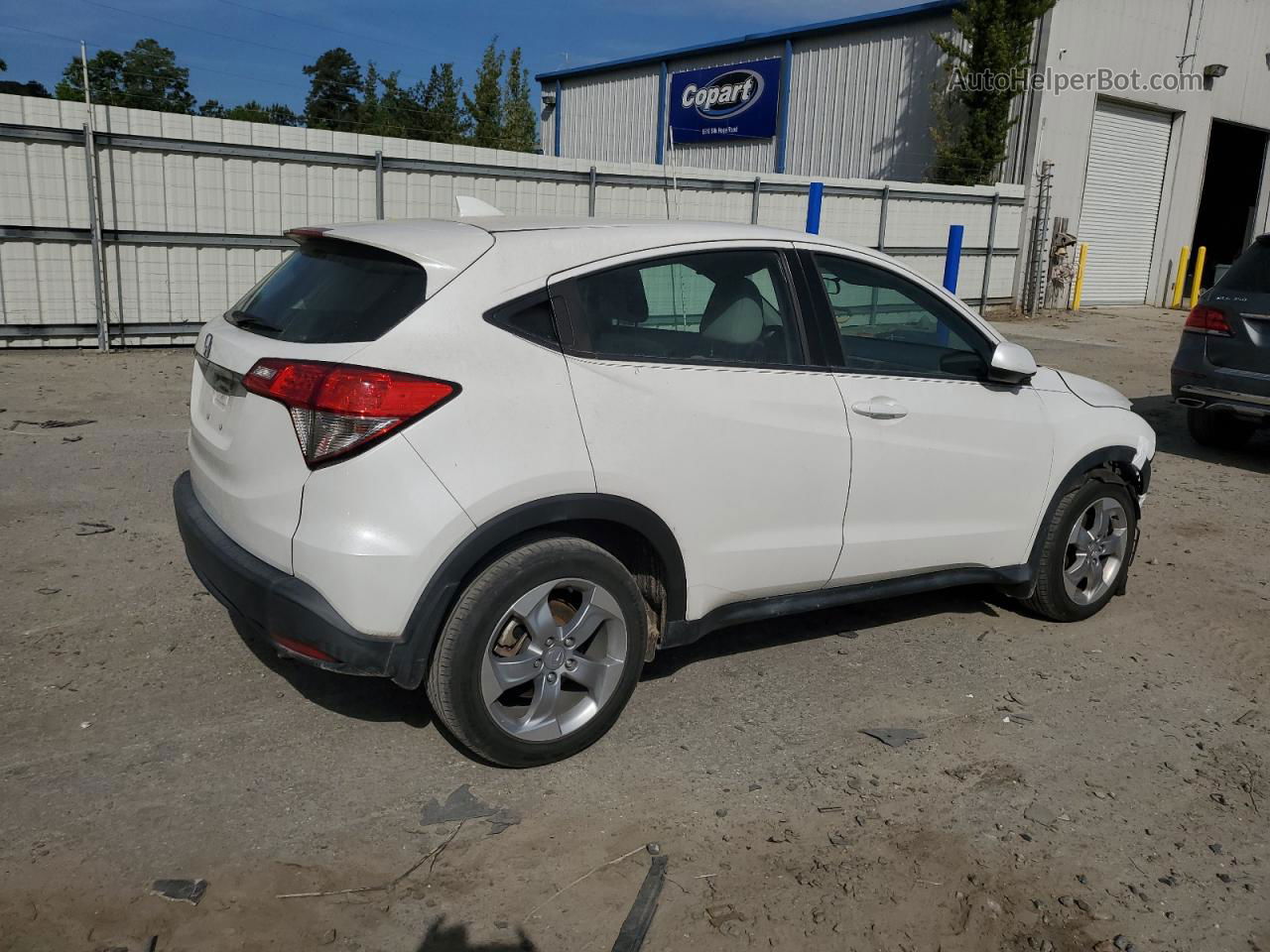 2019 Honda Hr-v Lx White vin: 3CZRU5H3XKM703610