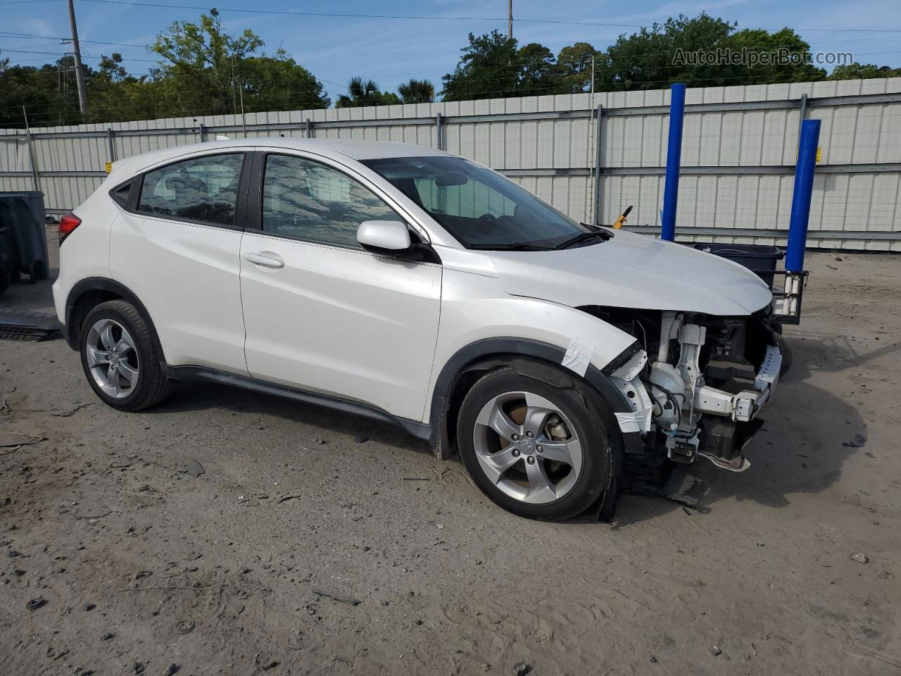 2019 Honda Hr-v Lx White vin: 3CZRU5H3XKM703610