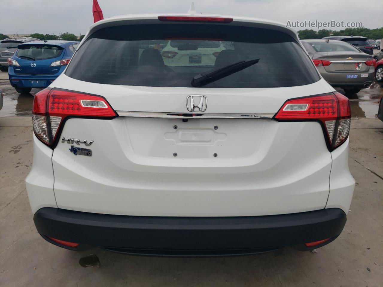 2021 Honda Hr-v Lx White vin: 3CZRU5H3XMM707255