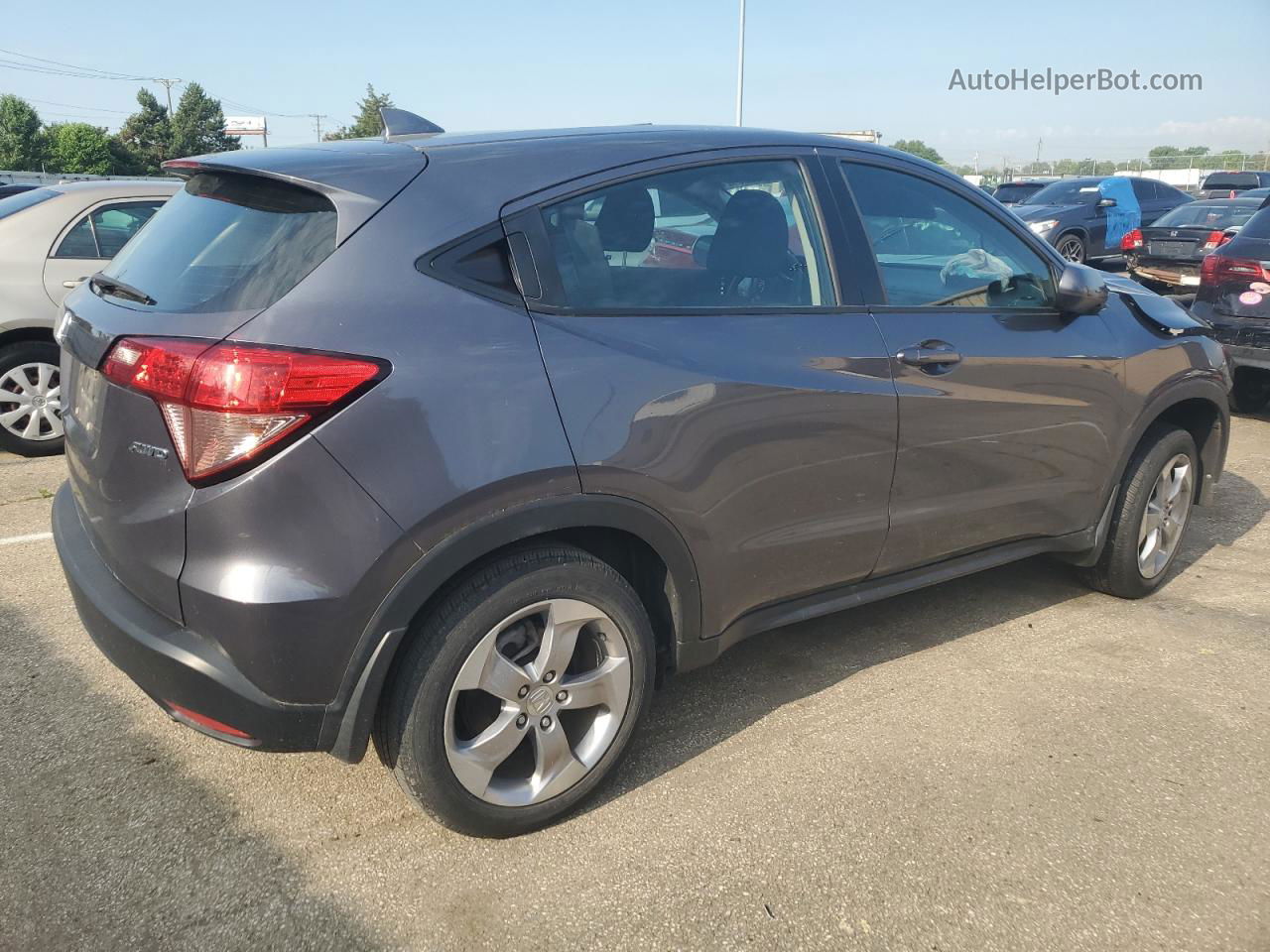 2018 Honda Hr-v Lx Gray vin: 3CZRU6H33JG703421