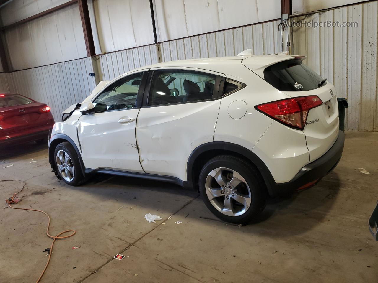 2018 Honda Hr-v Lx White vin: 3CZRU6H33JM728269