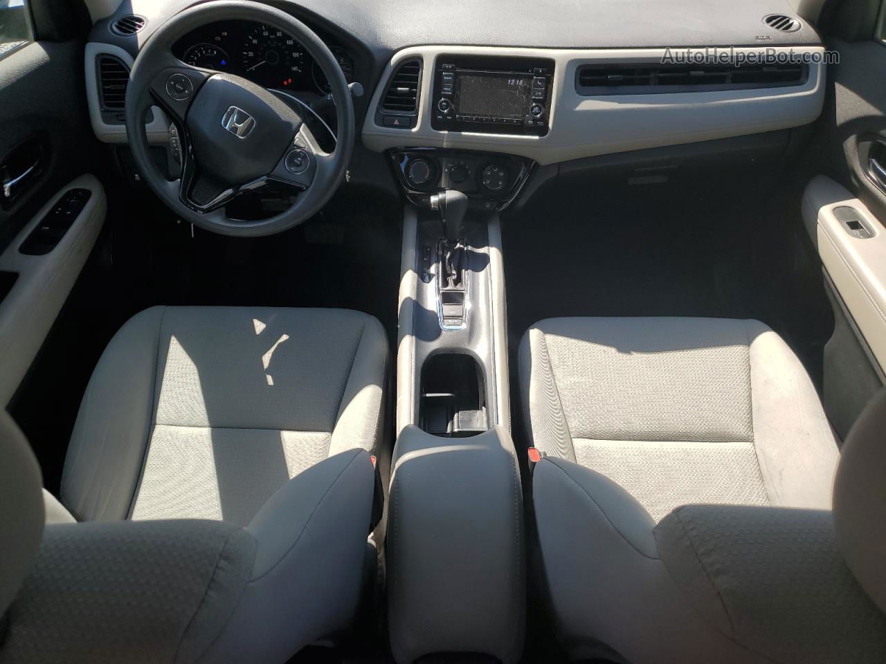 2019 Honda Hr-v Lx Silver vin: 3CZRU6H34KG713635