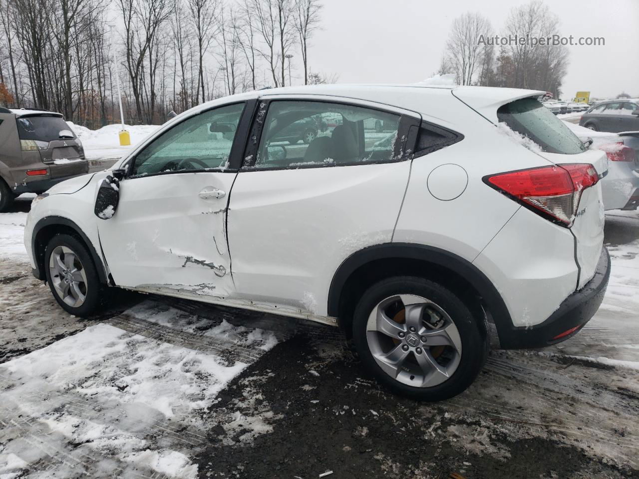 2019 Honda Hr-v Lx White vin: 3CZRU6H35KM733135