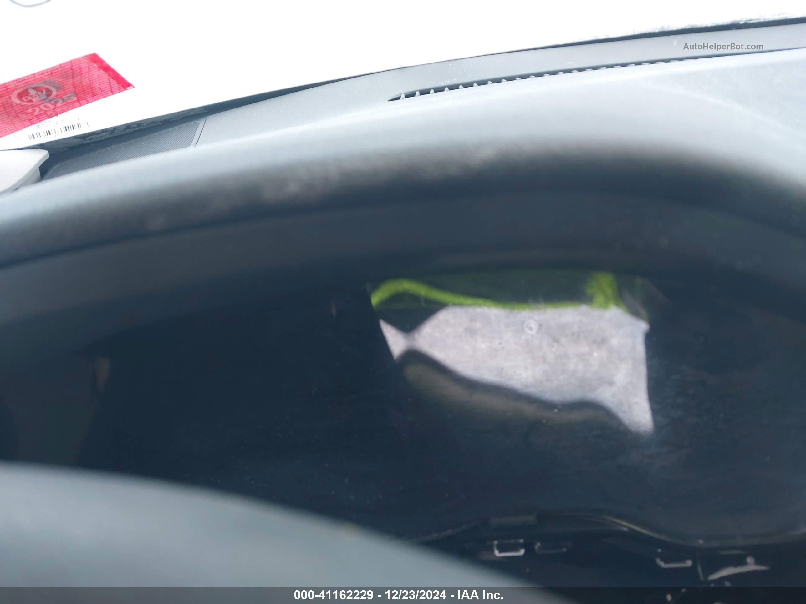2019 Honda Hr-v Lx Silver vin: 3CZRU6H36KG724314