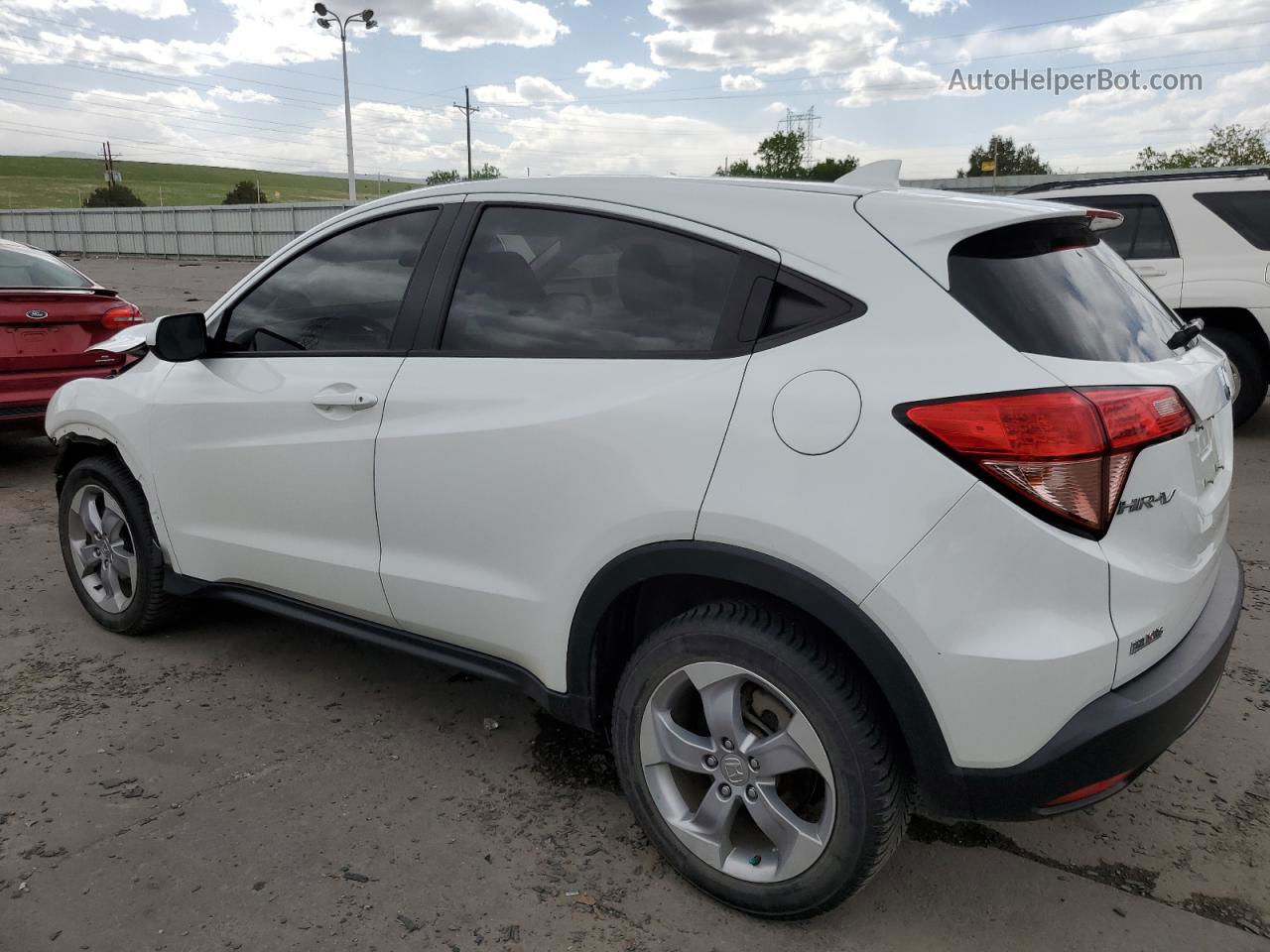 2017 Honda Hr-v Lx White vin: 3CZRU6H3XHM729820