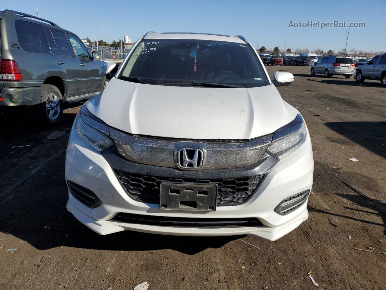 2019 Honda Hr-v Touring White vin: 3CZRU6H93KM710764