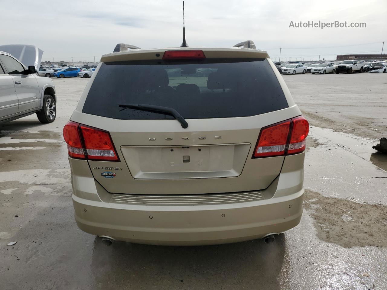 2011 Dodge Journey Mainstreet Tan vin: 3D4PG1FG5BT501169