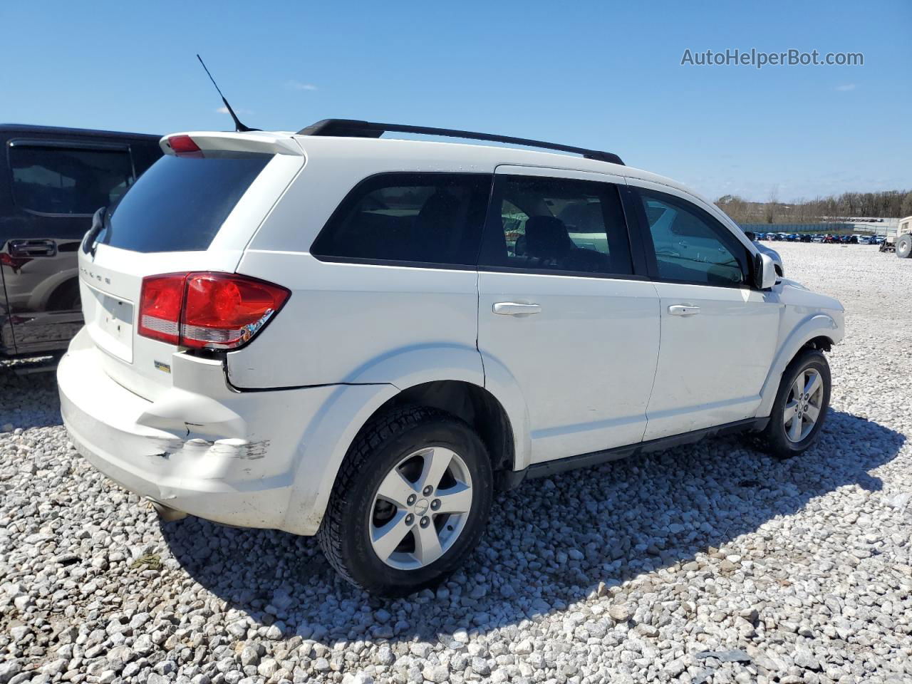 2011 Dodge Journey Mainstreet White vin: 3D4PG1FG8BT520492