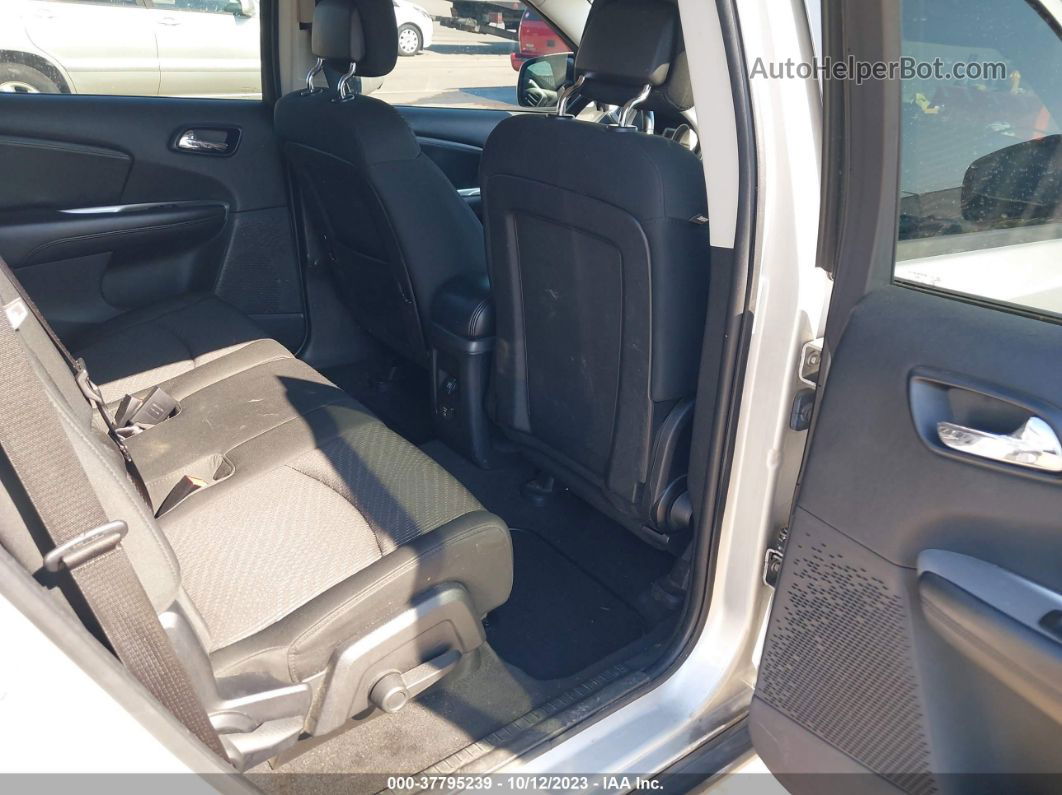 2011 Dodge Journey Crew Серебряный vin: 3D4PG3FG0BT571836