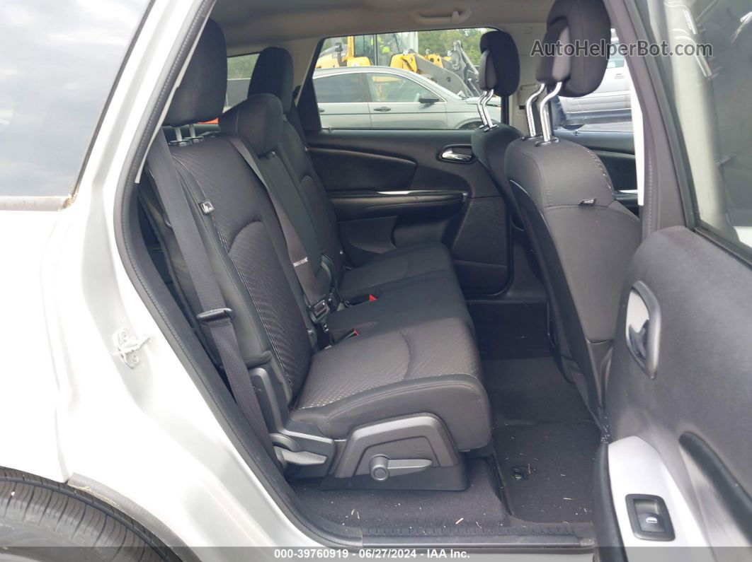 2011 Dodge Journey Express Серебряный vin: 3D4PG4FB1BT556885