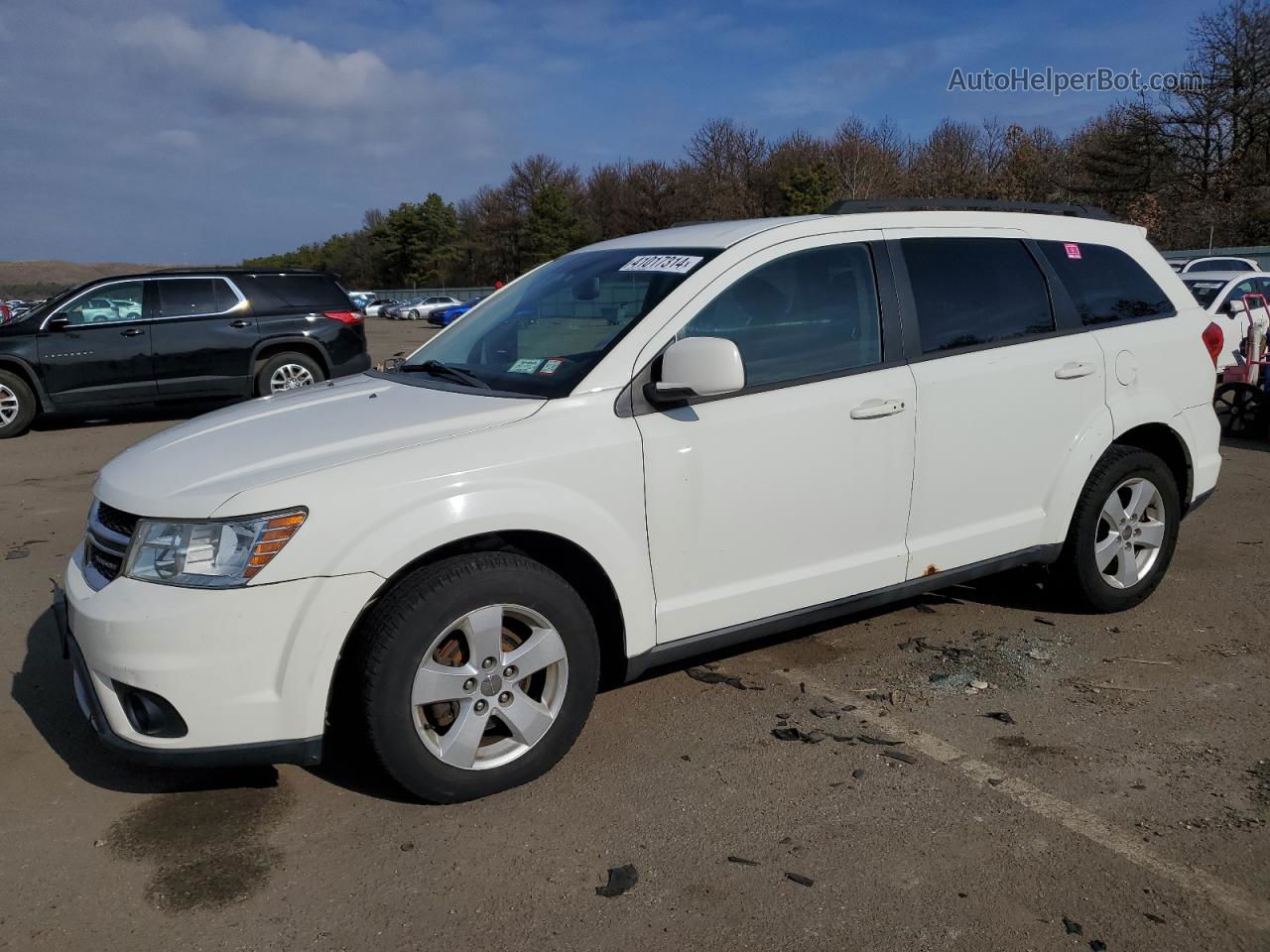 2011 Dodge Journey Mainstreet White vin: 3D4PH1FG2BT553419