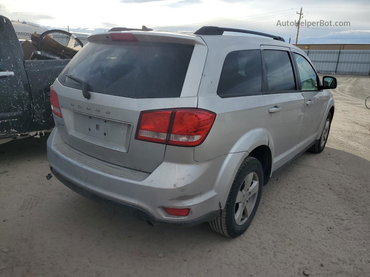 2011 Dodge Journey Mainstreet Silver vin: 3D4PH1FG6BT565301