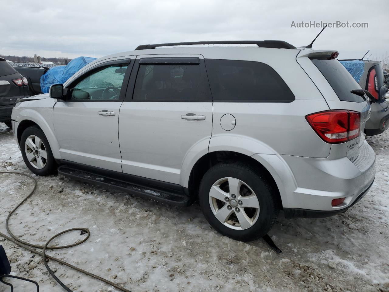 2011 Dodge Journey Mainstreet Серебряный vin: 3D4PH1FG7BT568160