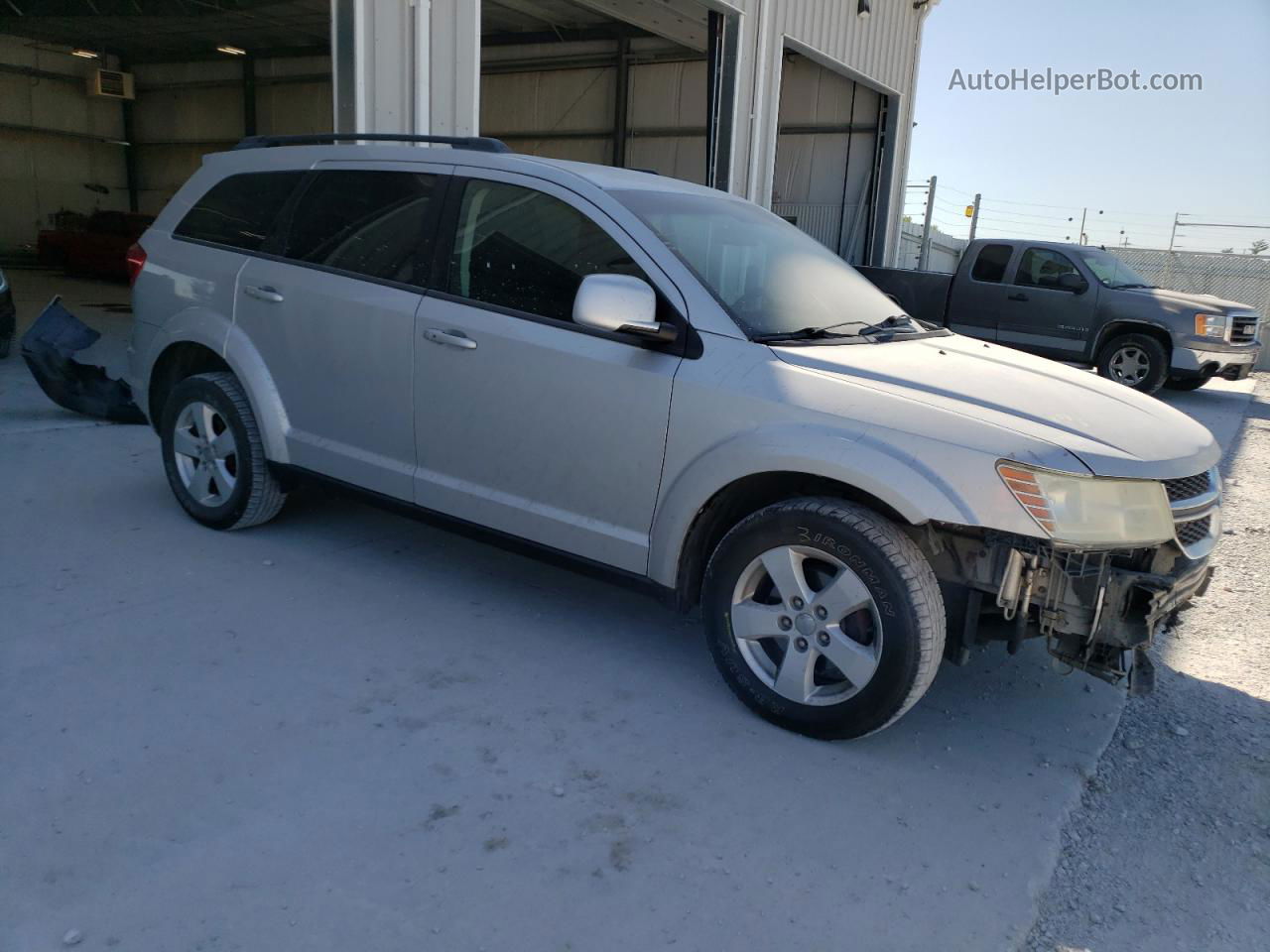 2011 Dodge Journey Mainstreet Silver vin: 3D4PH1FG8BT523020