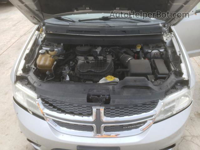 2011 Dodge Journey Mainstreet Серебряный vin: 3D4PH1FGXBT557086