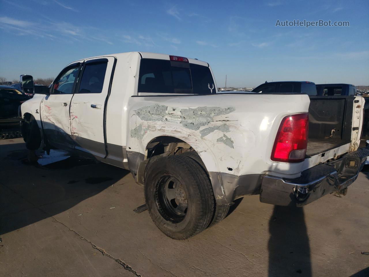 2010 Dodge Ram 3500  White vin: 3D73M4HL0AG182860