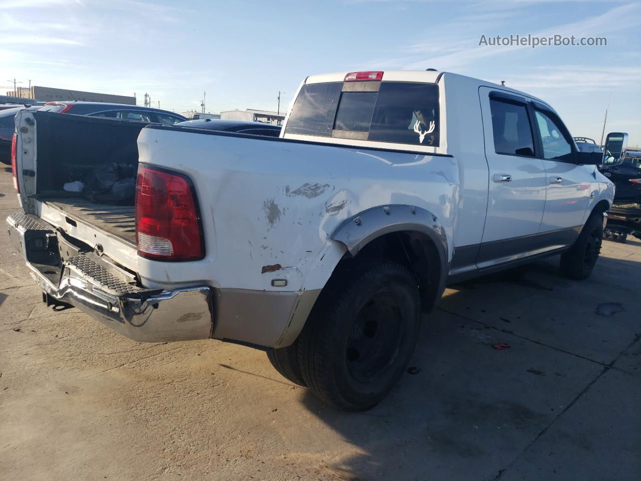 2010 Dodge Ram 3500  White vin: 3D73M4HL0AG182860