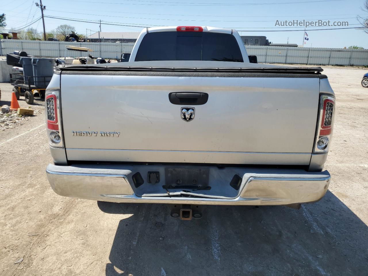 2005 Dodge Ram 2500 St Silver vin: 3D7KR26C95G749612