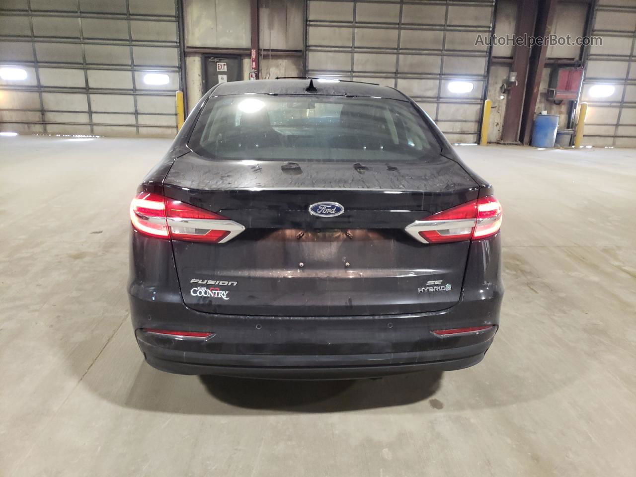 2019 Ford Fusion Se Черный vin: 3FA6POLU6KR147422