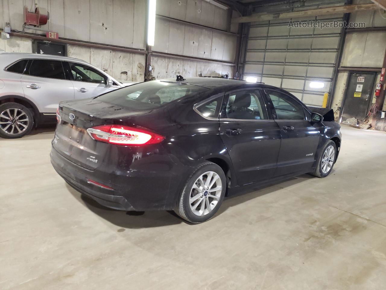 2019 Ford Fusion Se Черный vin: 3FA6POLU6KR147422