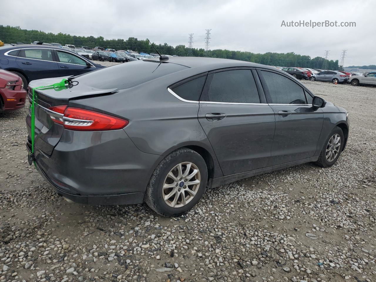 2017 Ford Fusion S Серый vin: 3FA6P0G70HR172202