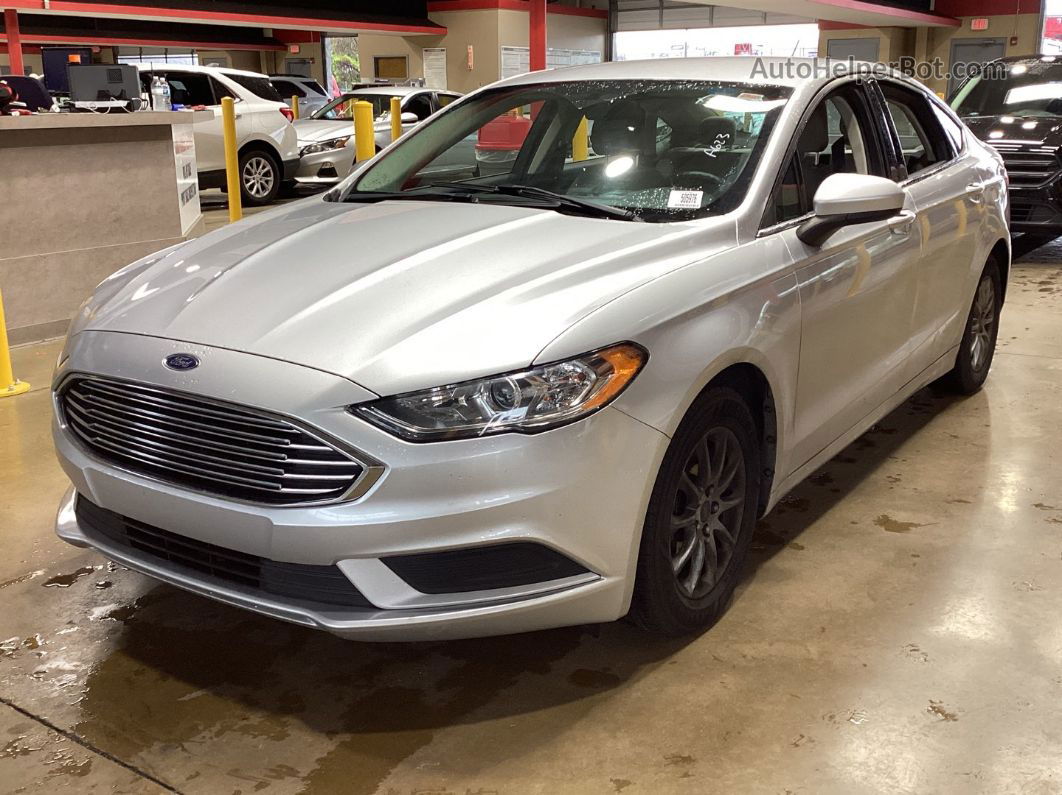 2017 Ford Fusion S vin: 3FA6P0G70HR231071