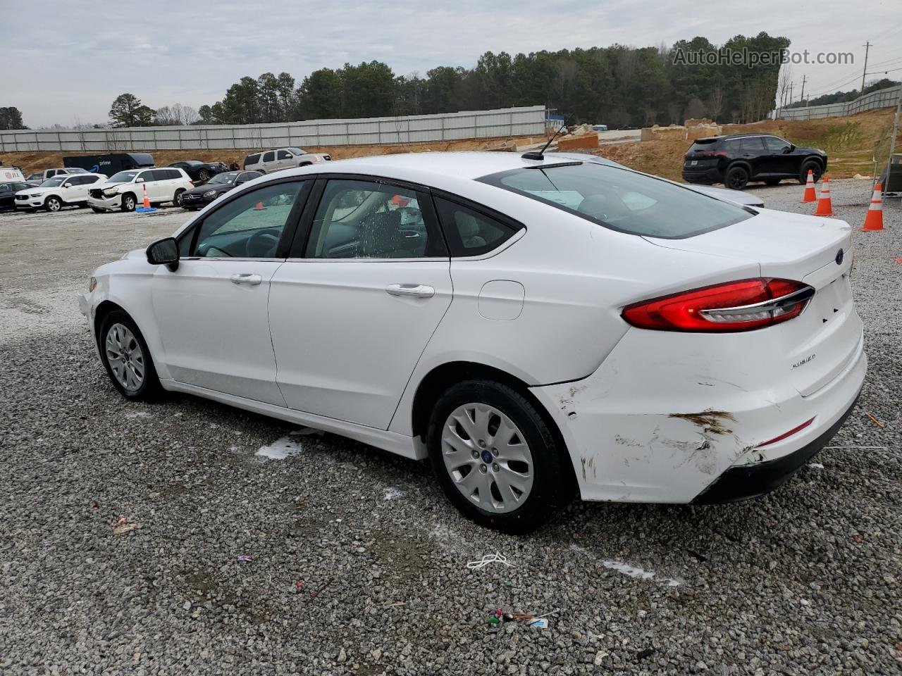 2019 Ford Fusion S Белый vin: 3FA6P0G70KR101850