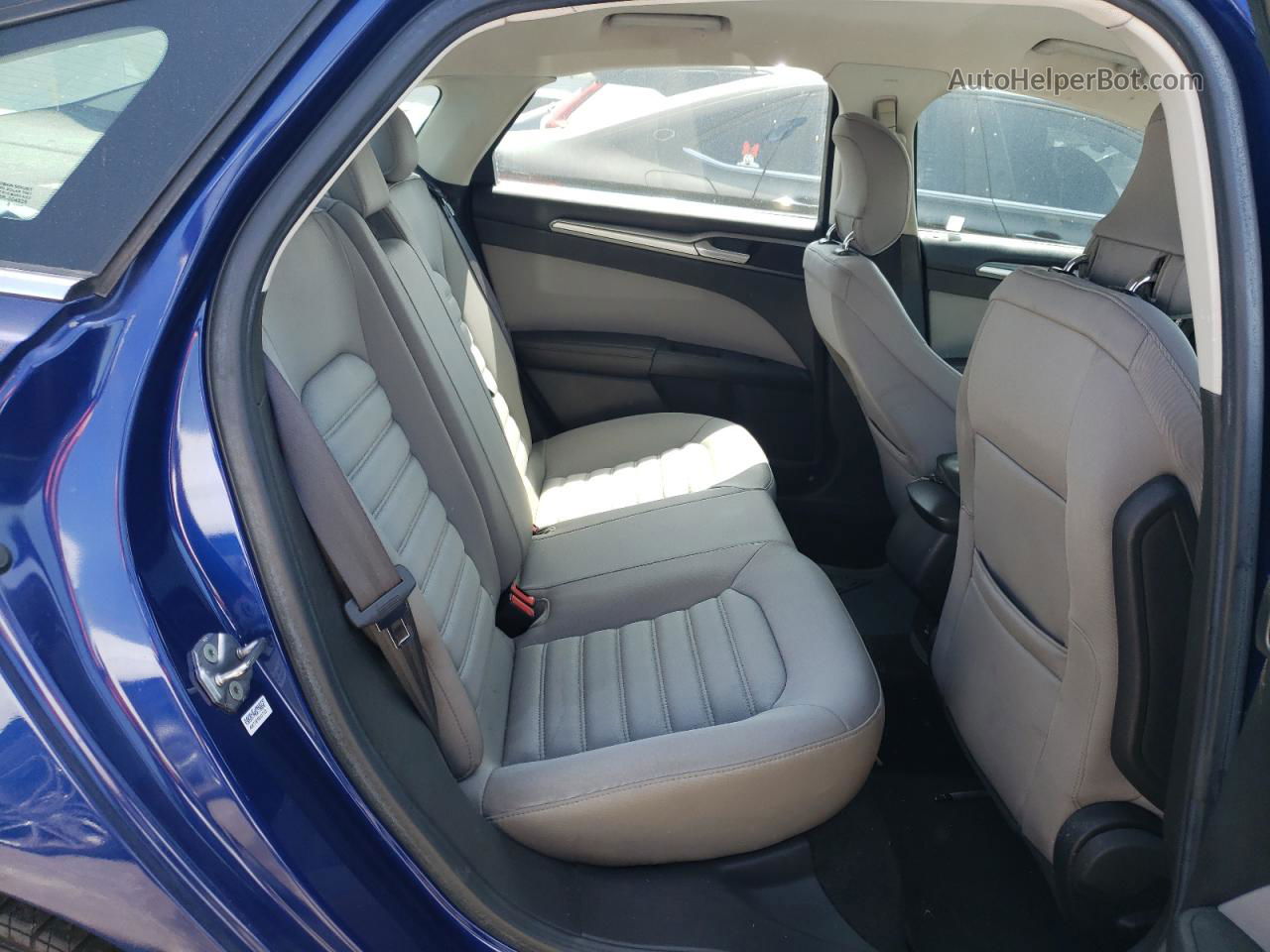 2013 Ford Fusion S Синий vin: 3FA6P0G71DR128574