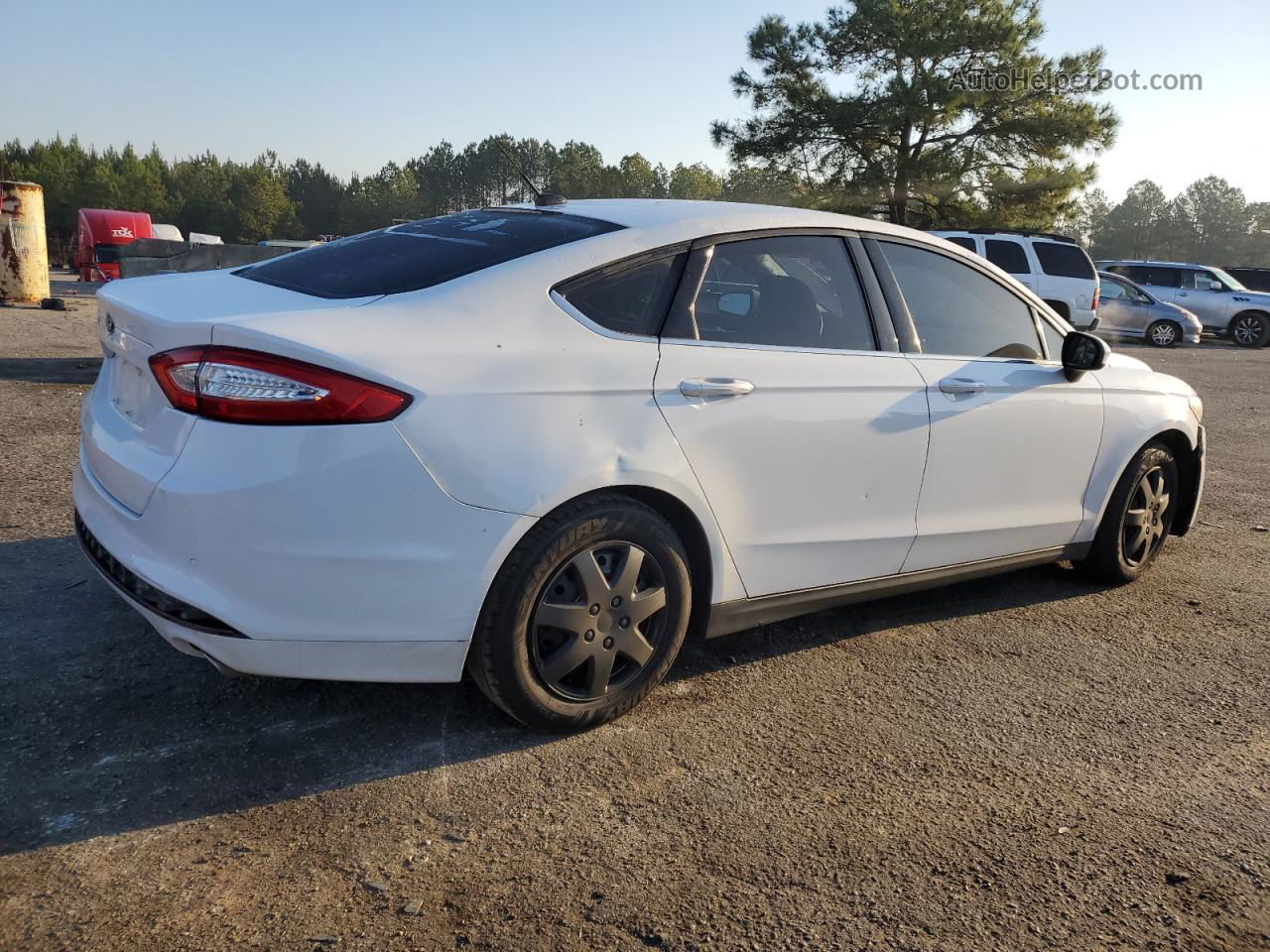 2014 Ford Fusion S White vin: 3FA6P0G71ER106995