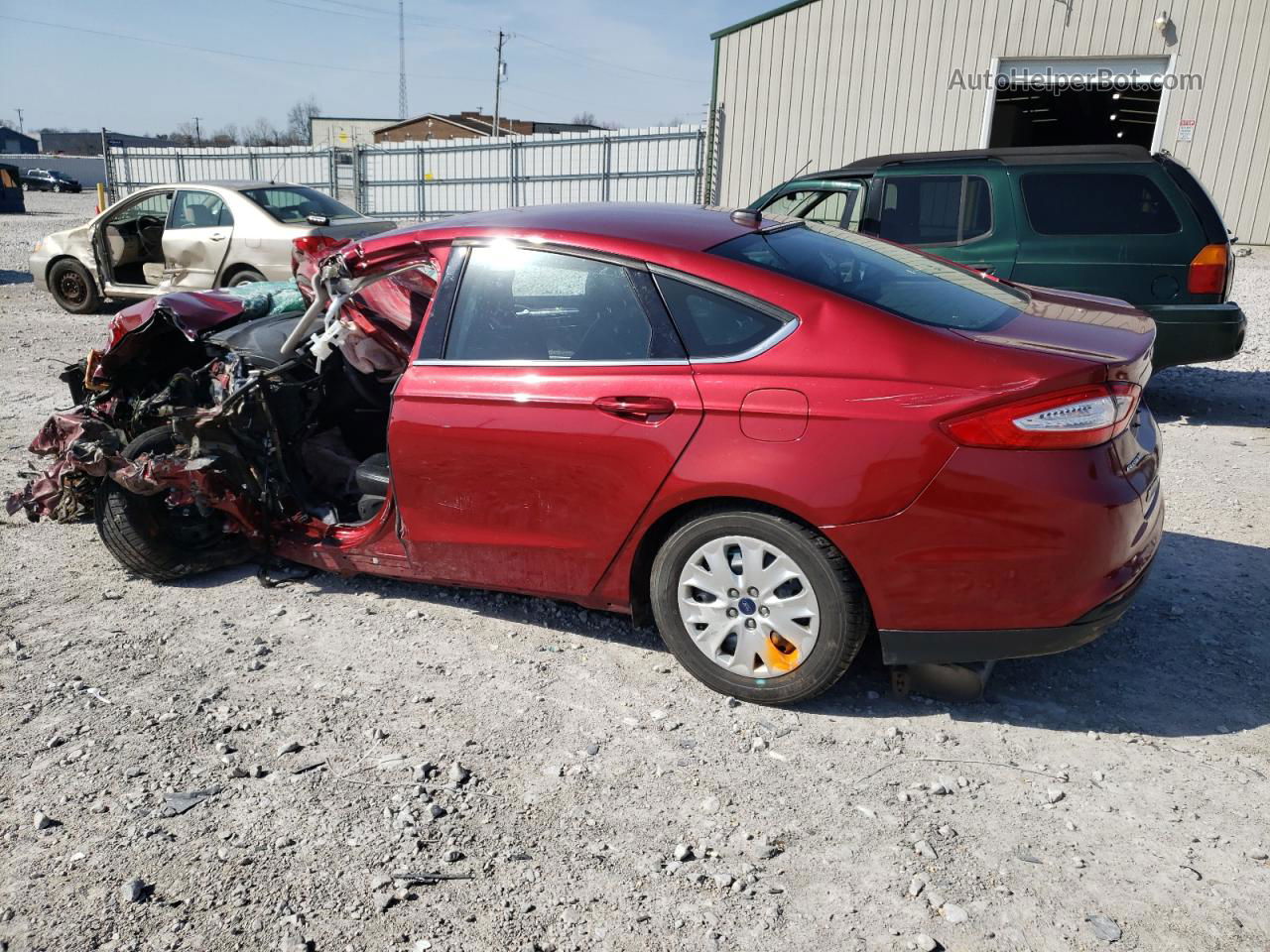 2014 Ford Fusion S Red vin: 3FA6P0G71ER168770