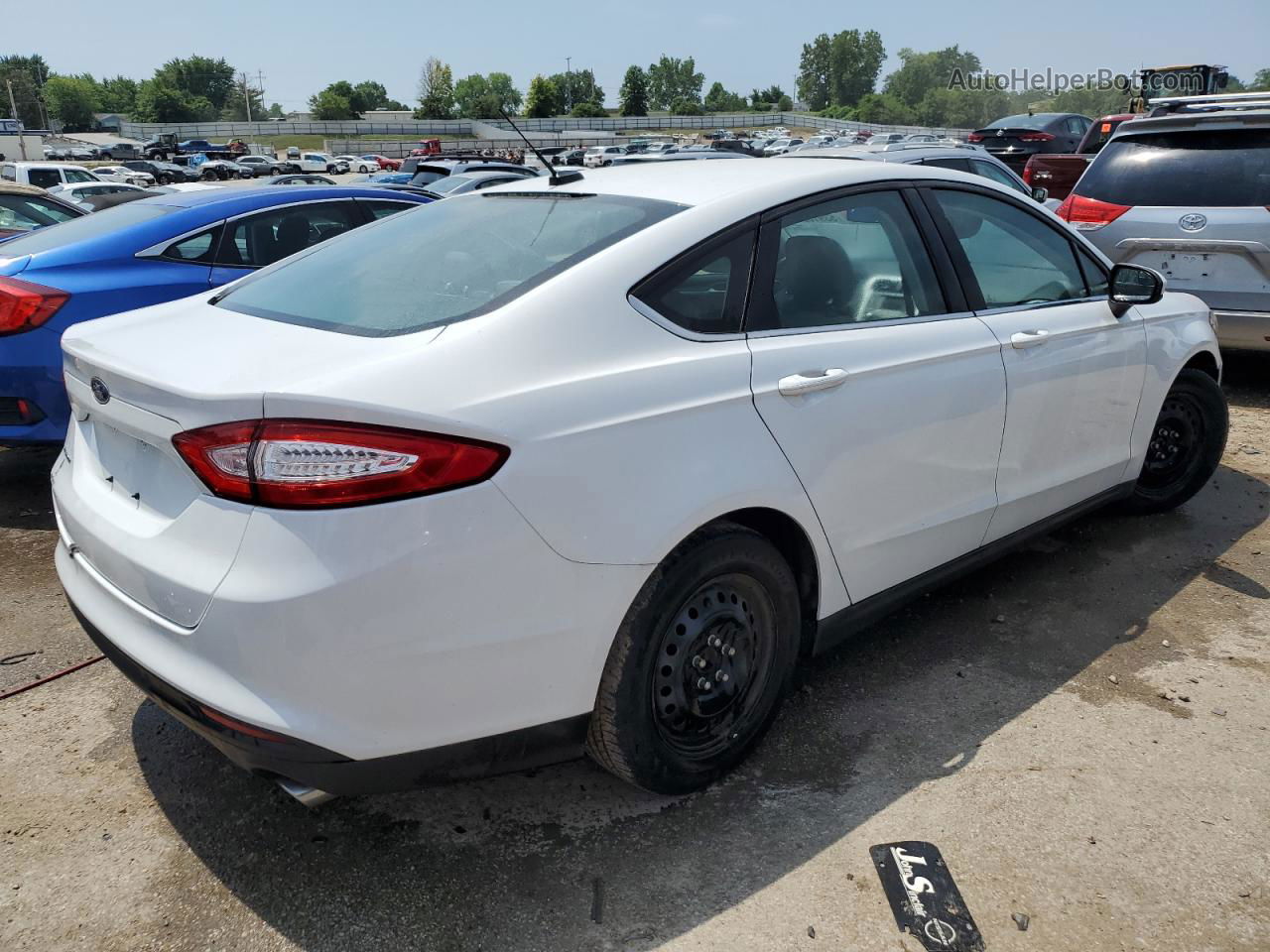 2014 Ford Fusion S Белый vin: 3FA6P0G71ER382982