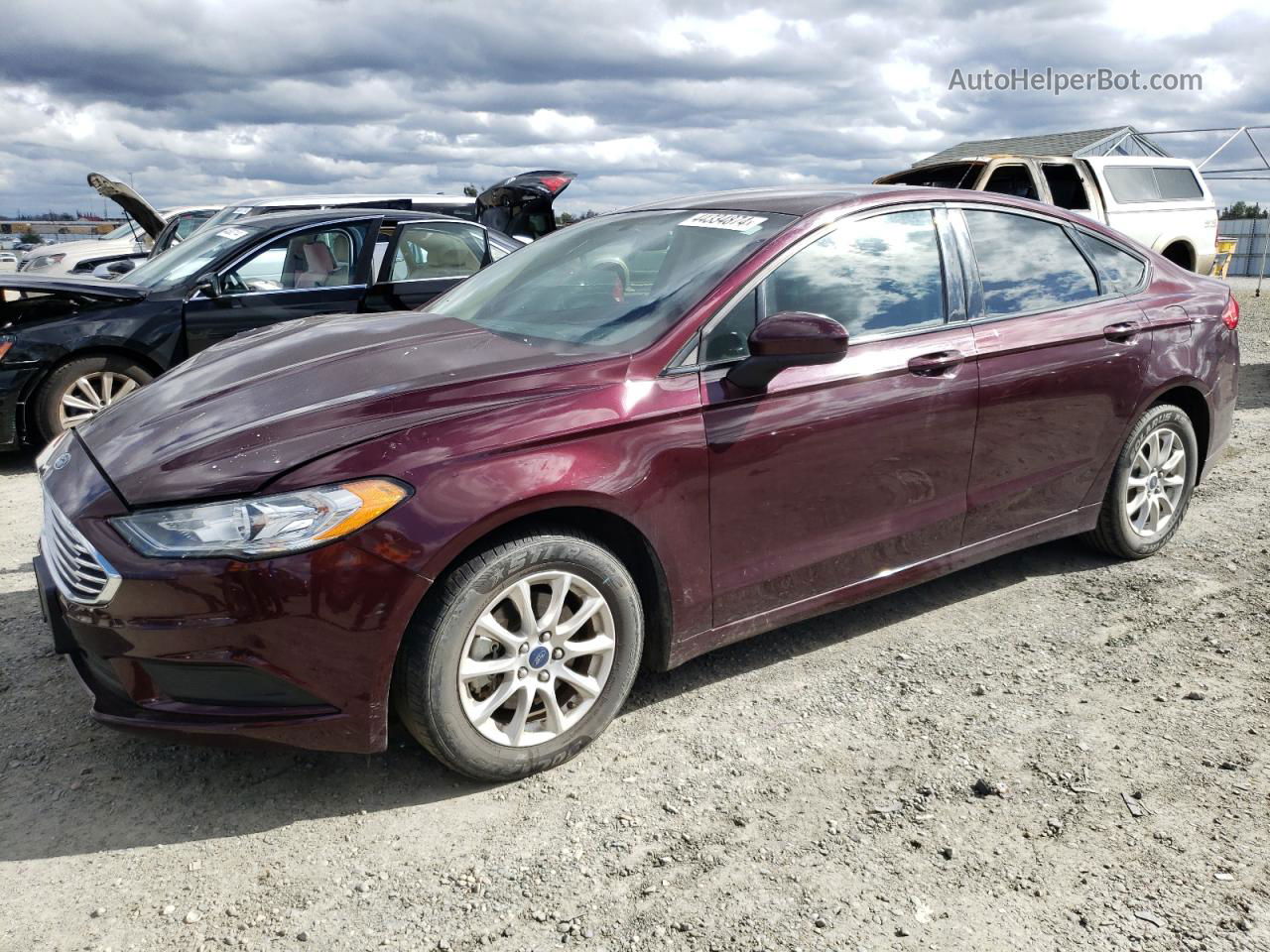 2017 Ford Fusion S Burgundy vin: 3FA6P0G71HR343748