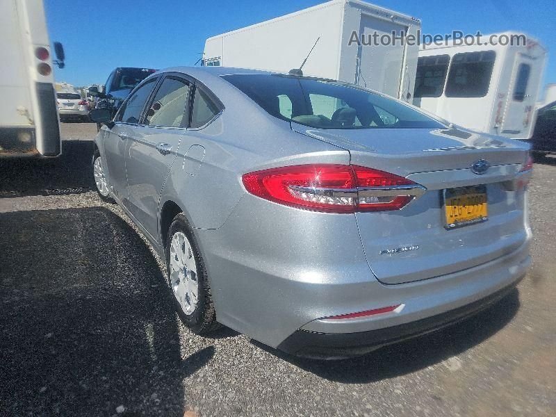 2019 Ford Fusion S vin: 3FA6P0G71KR152340
