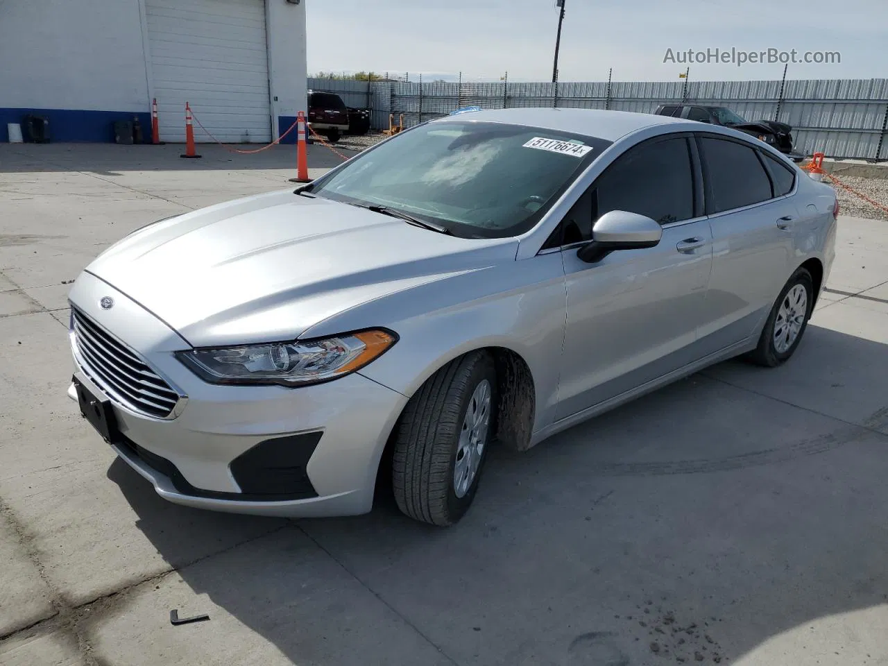 2019 Ford Fusion S Silver vin: 3FA6P0G71KR233192