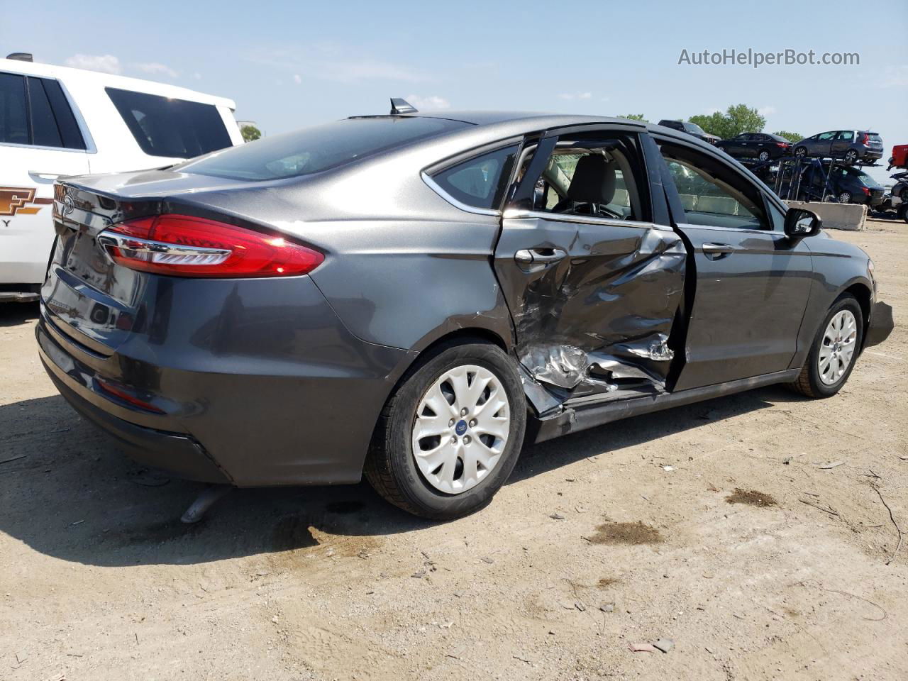 2020 Ford Fusion S Gray vin: 3FA6P0G71LR162187