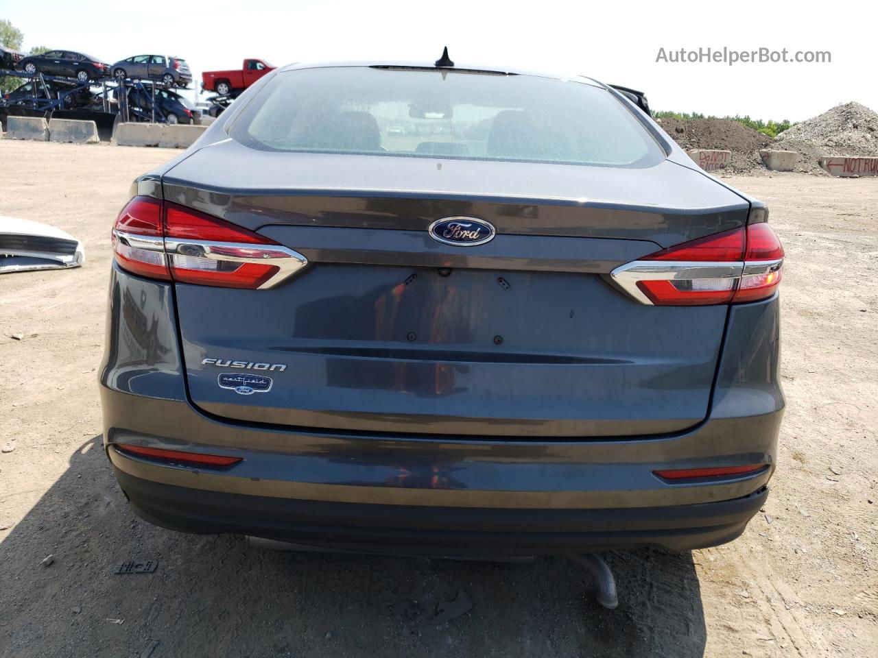 2020 Ford Fusion S Gray vin: 3FA6P0G71LR162187