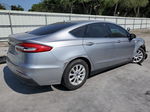 2020 Ford Fusion S Серебряный vin: 3FA6P0G71LR235686