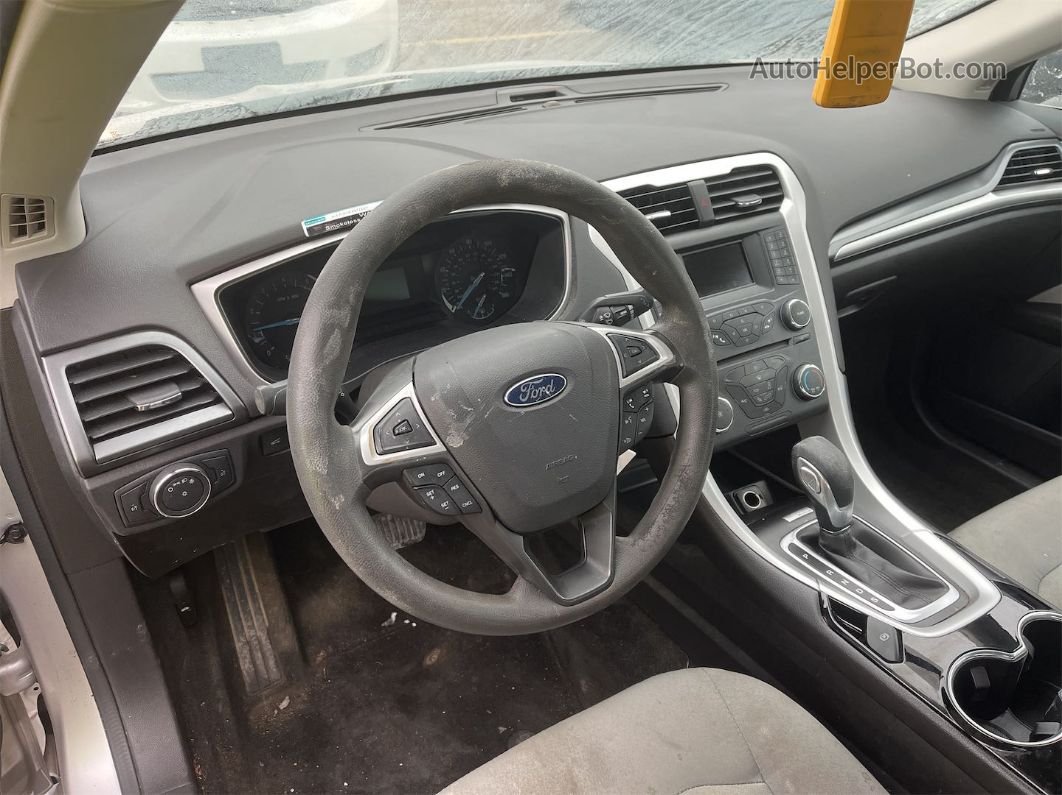 2015 Ford Fusion S vin: 3FA6P0G72FR138775