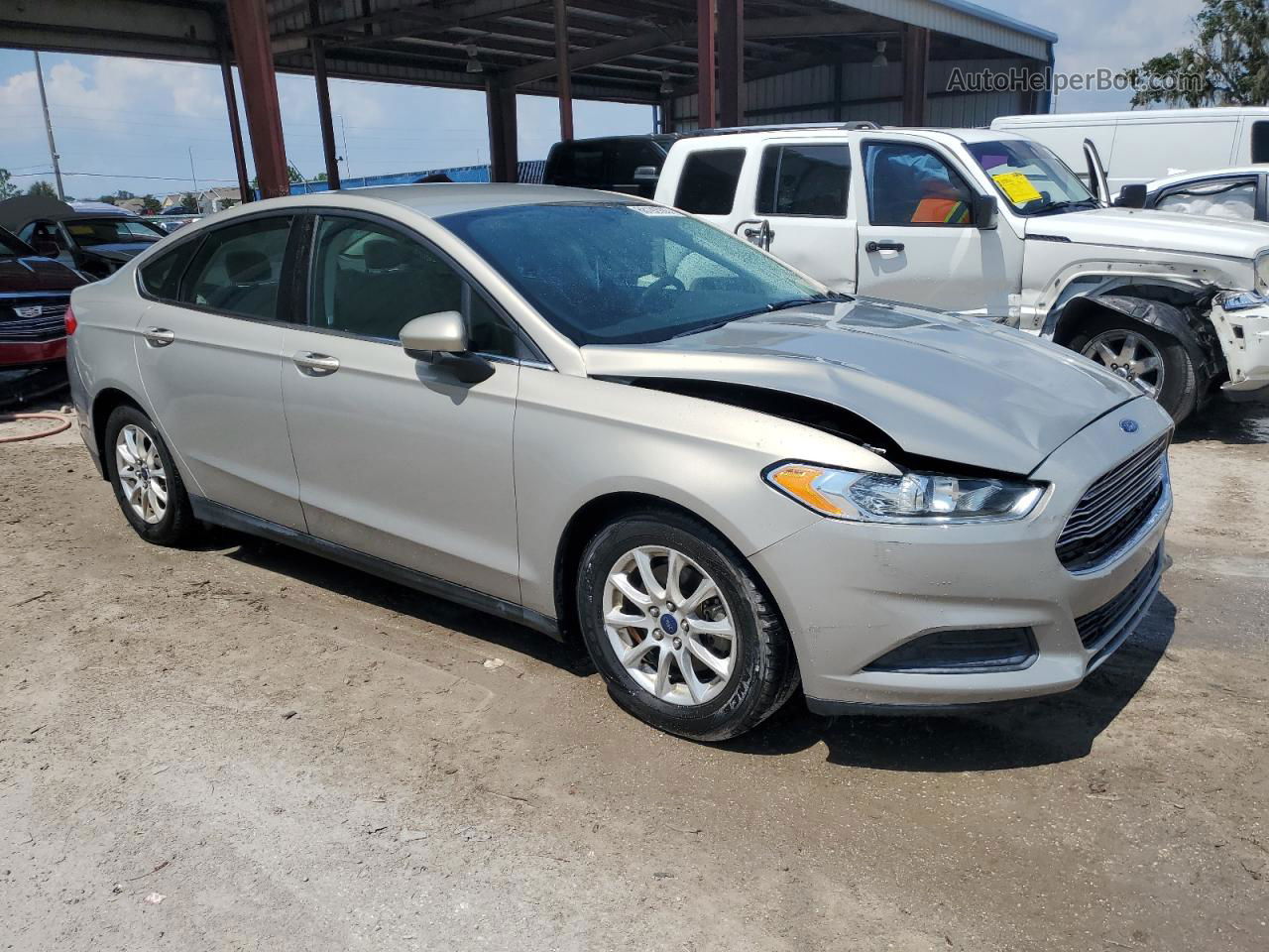 2015 Ford Fusion S Tan vin: 3FA6P0G72FR144494