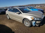 2017 Ford Fusion S Серебряный vin: 3FA6P0G72HR397981