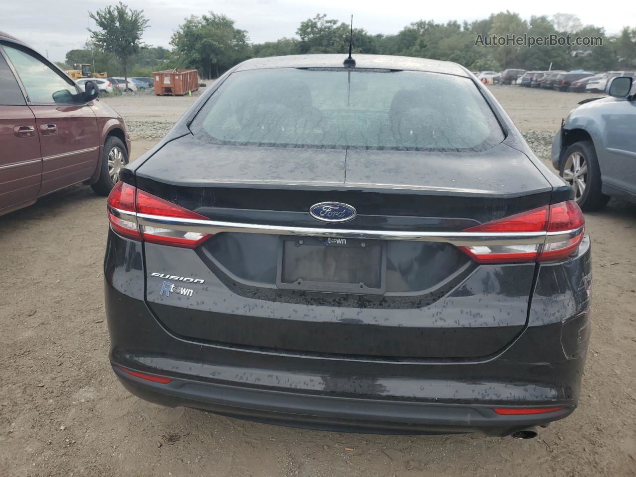 2018 Ford Fusion S Black vin: 3FA6P0G72JR179464