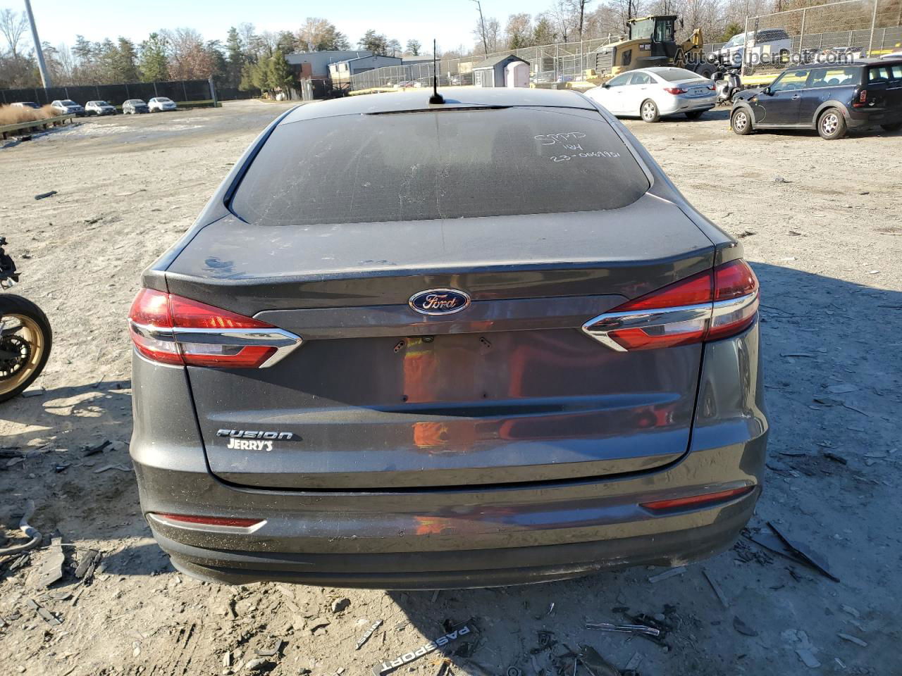 2019 Ford Fusion S Серый vin: 3FA6P0G72KR128404