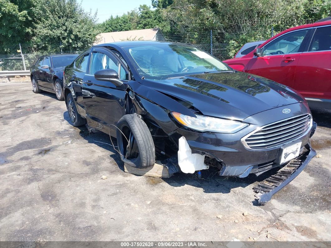 2019 Ford Fusion S Черный vin: 3FA6P0G72KR160625