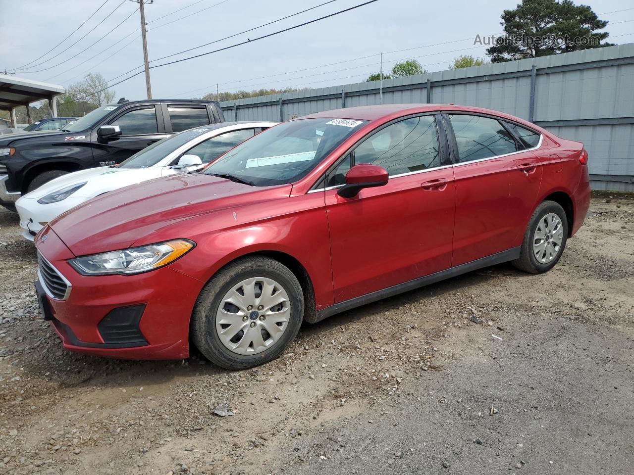 2020 Ford Fusion S Red vin: 3FA6P0G72LR103908