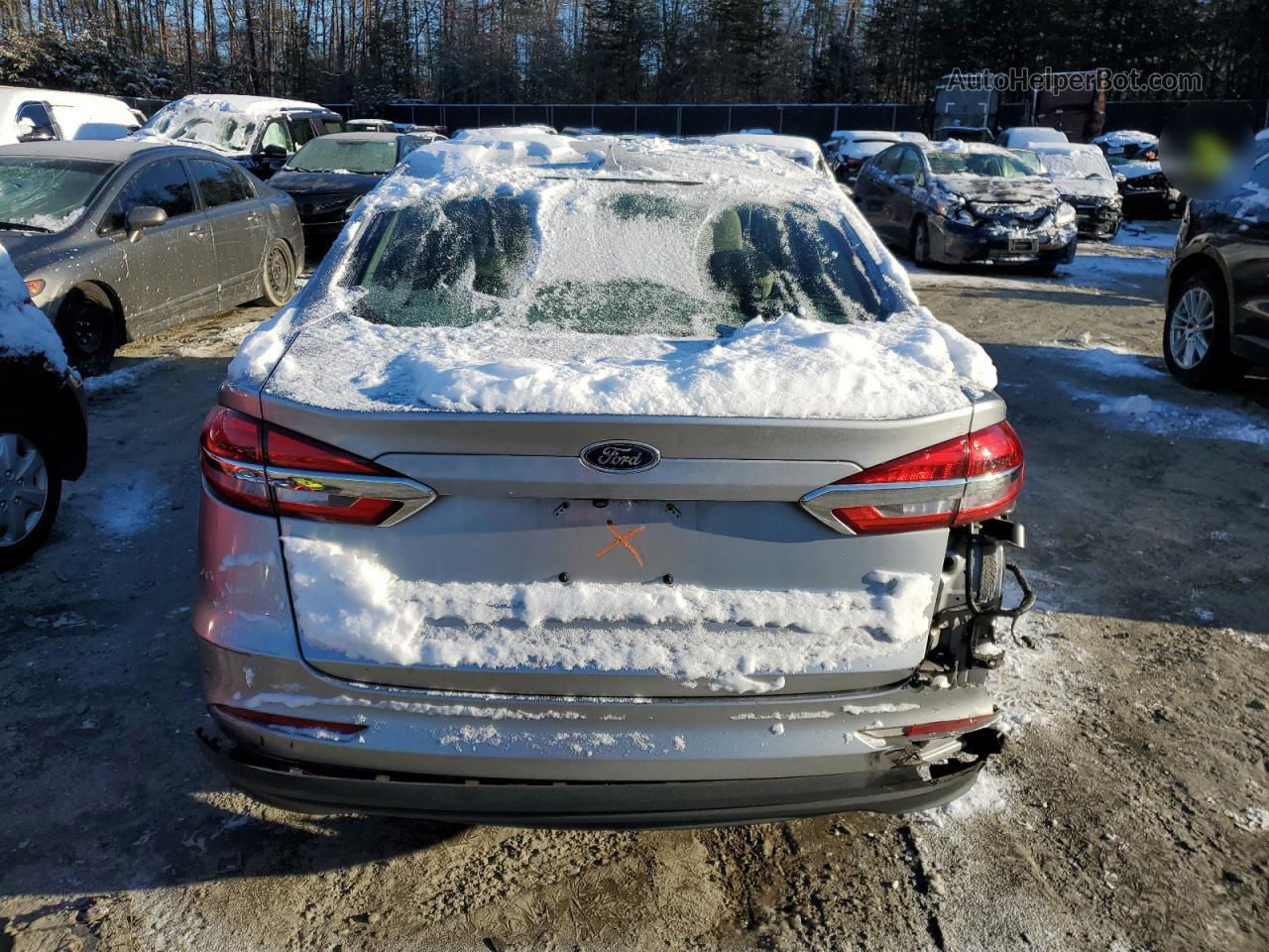 2020 Ford Fusion S Серебряный vin: 3FA6P0G72LR153921