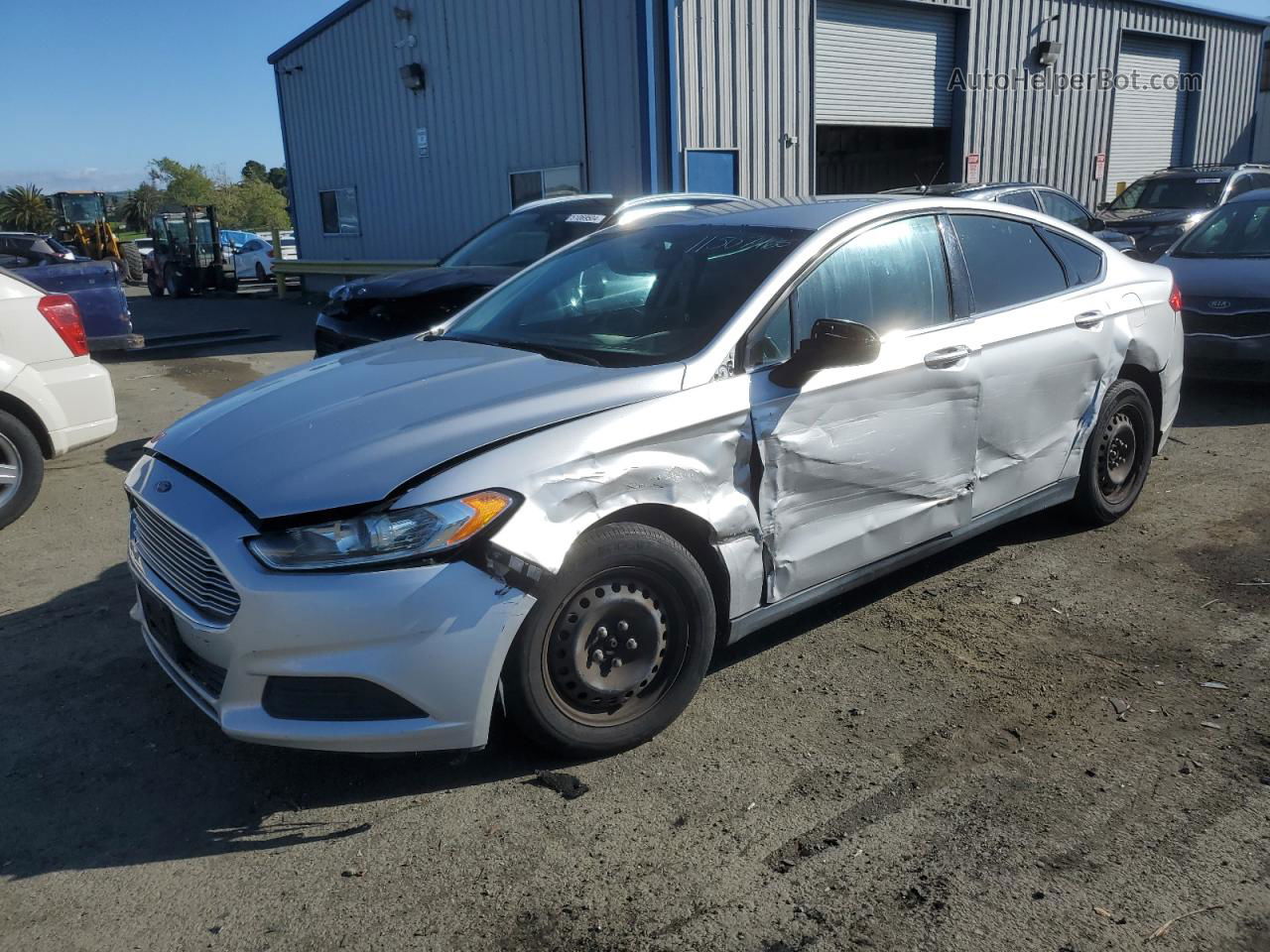 2014 Ford Fusion S Серебряный vin: 3FA6P0G73ER317258